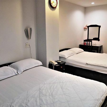 Quoc Te 2 Hotel Nha Trang Exterior photo